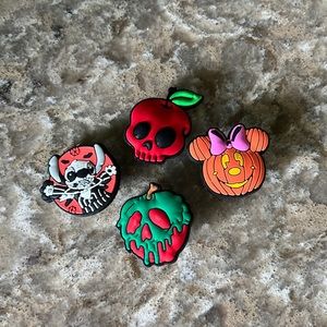 4-set Disney themed shoe charms